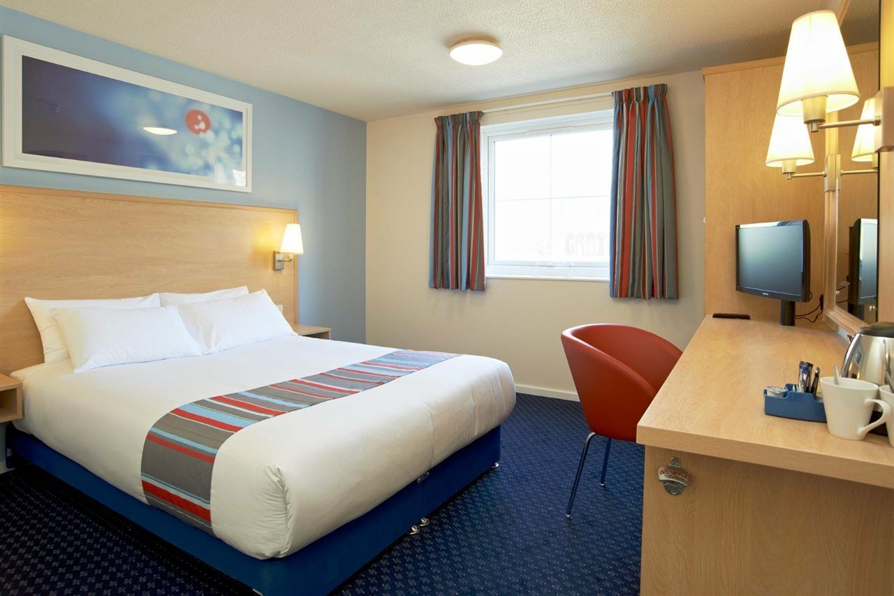 Travelodge Preston Central Bagian luar foto