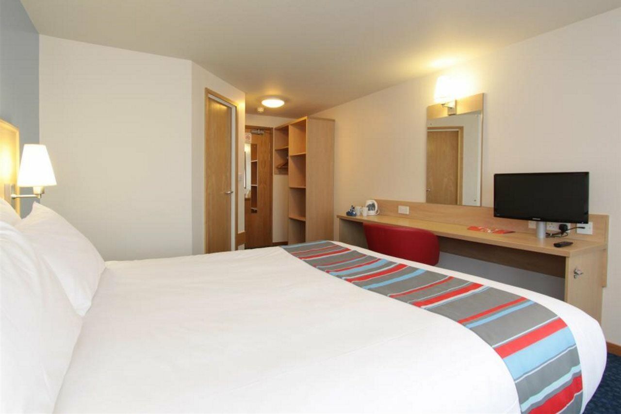 Travelodge Preston Central Bagian luar foto